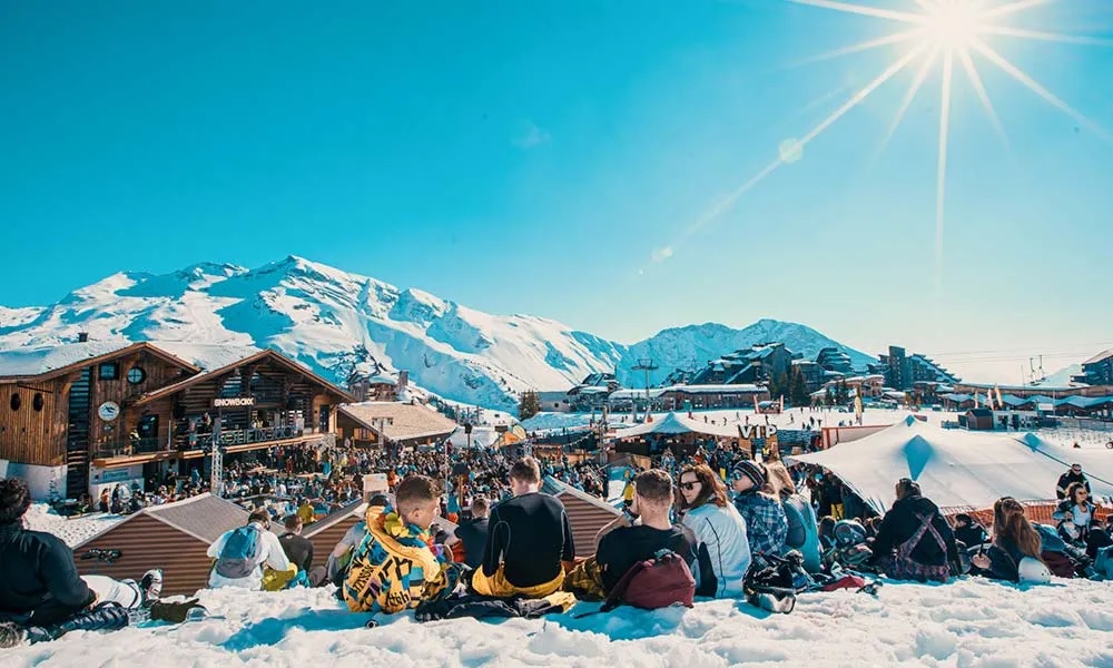 Important Details To Consider When Booking A University Ski Trip